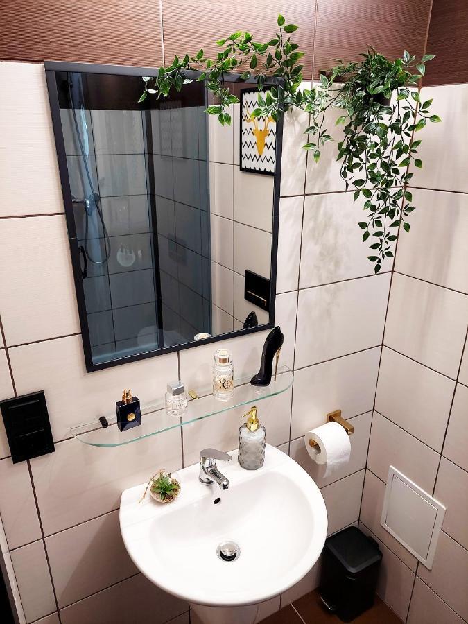 Apartament Planeta Mielno - Centrum, 2 Minuty Od Plazy ! ! ! Exterior foto